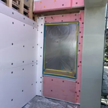 Polyester installation