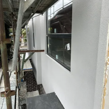 Polyester installation