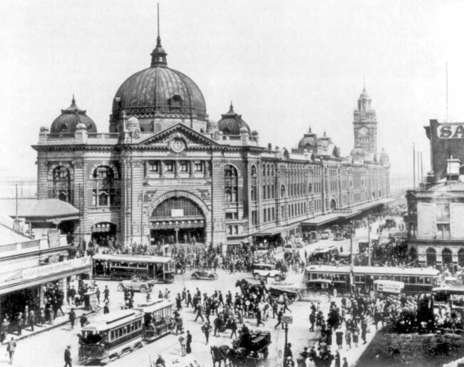 Vintage Melbourne: A Journey Through Time in Australia’s Cultural Capital Vintage Melbourne: A Journey Through Time in Australia’s Cultural Capital